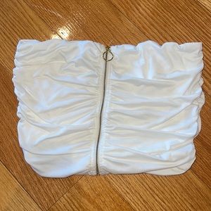 Heart & Hips White Ruffled Zipped Strapless Crop Top, Size Large